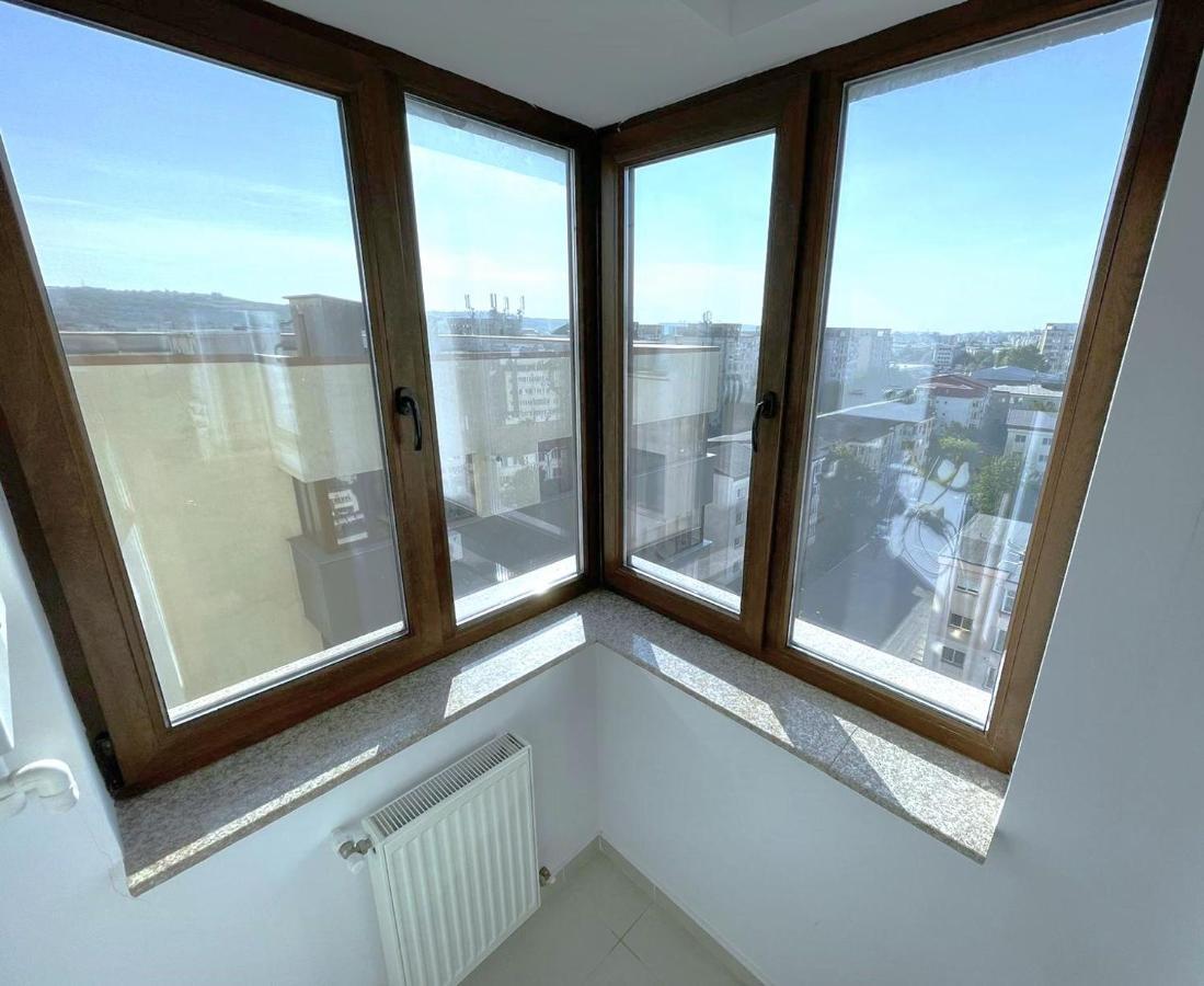 Taste Of Iasi - Two Room Apartment - Central - Sunset Touch מראה חיצוני תמונה